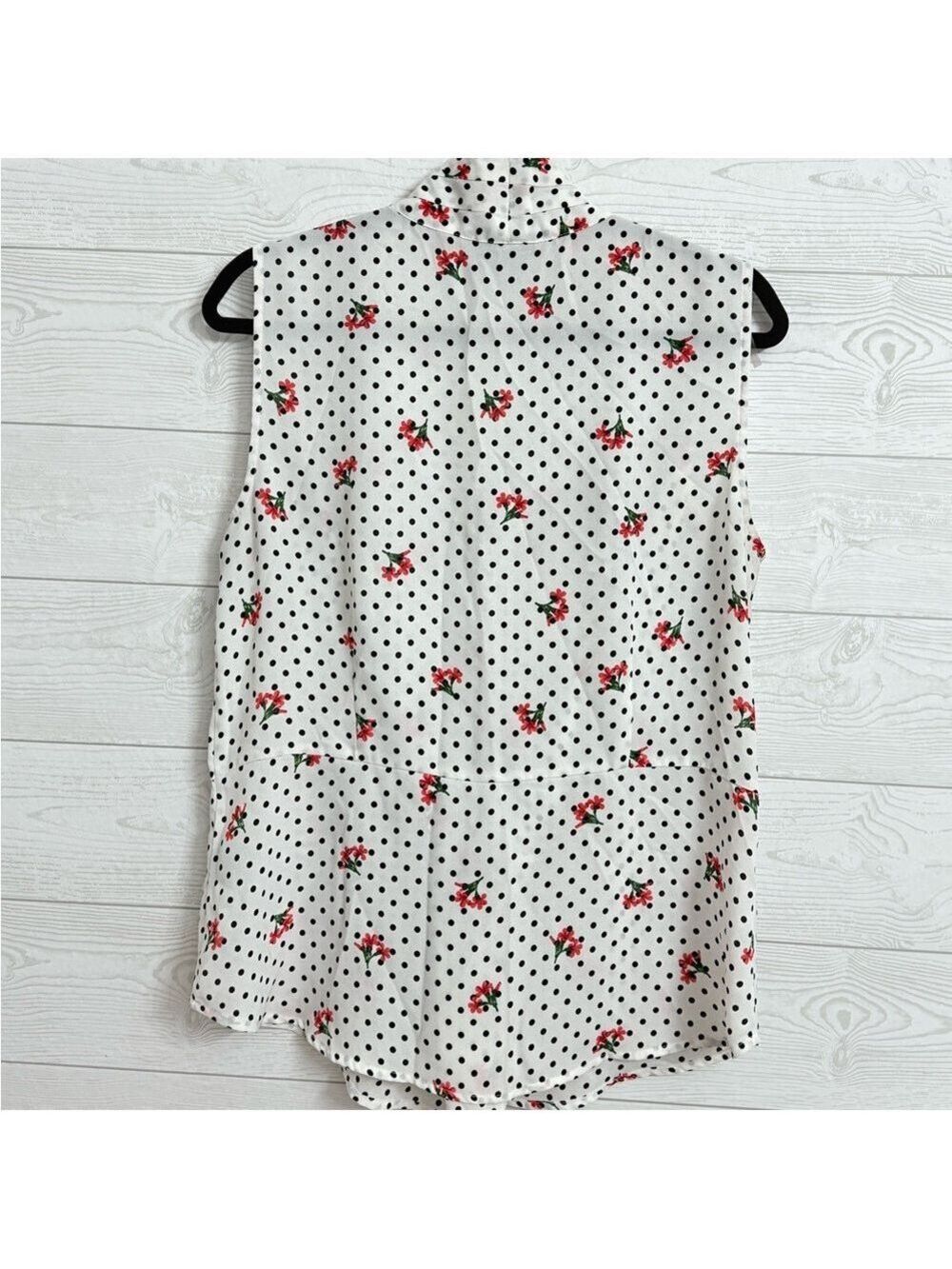Liz Claiborne Career Women’s White Polka Dot5 Floral Sleeveless Blouse. Size L - Picture 3 of 7
